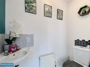 WC- click for photo gallery